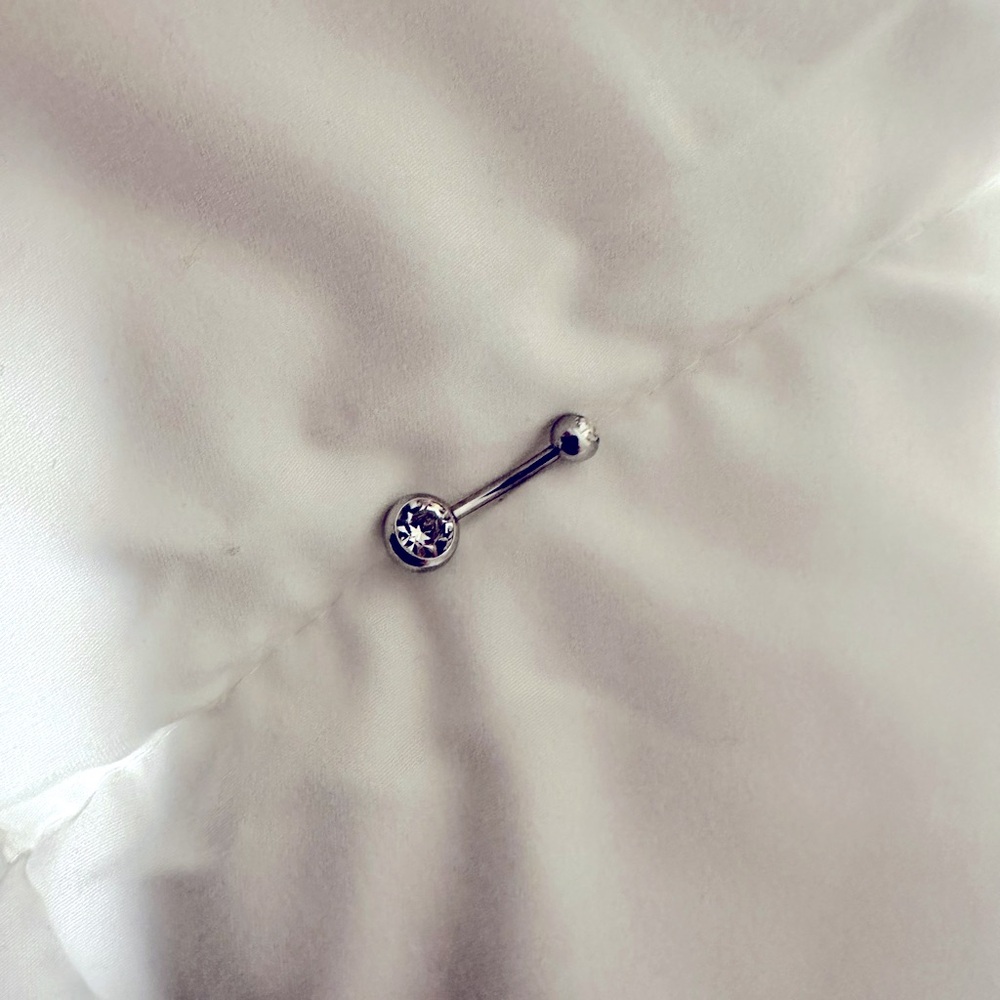 BELLY BUTTON RING